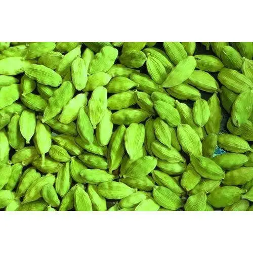 High quality Dried green cardamom / Dried Black cardamom/ Quality Green Cardamom