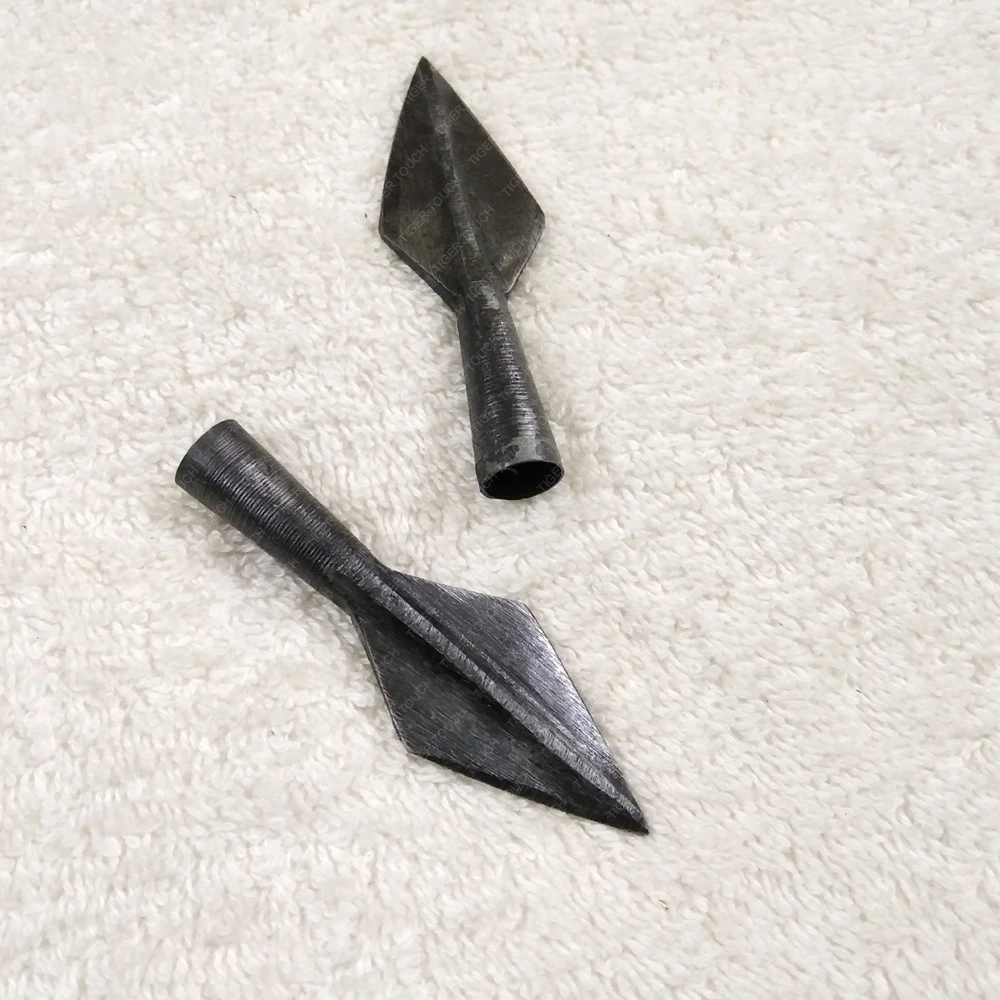 Medieval Arrowhead Barbed - Sword Hanging Buckle Fitting