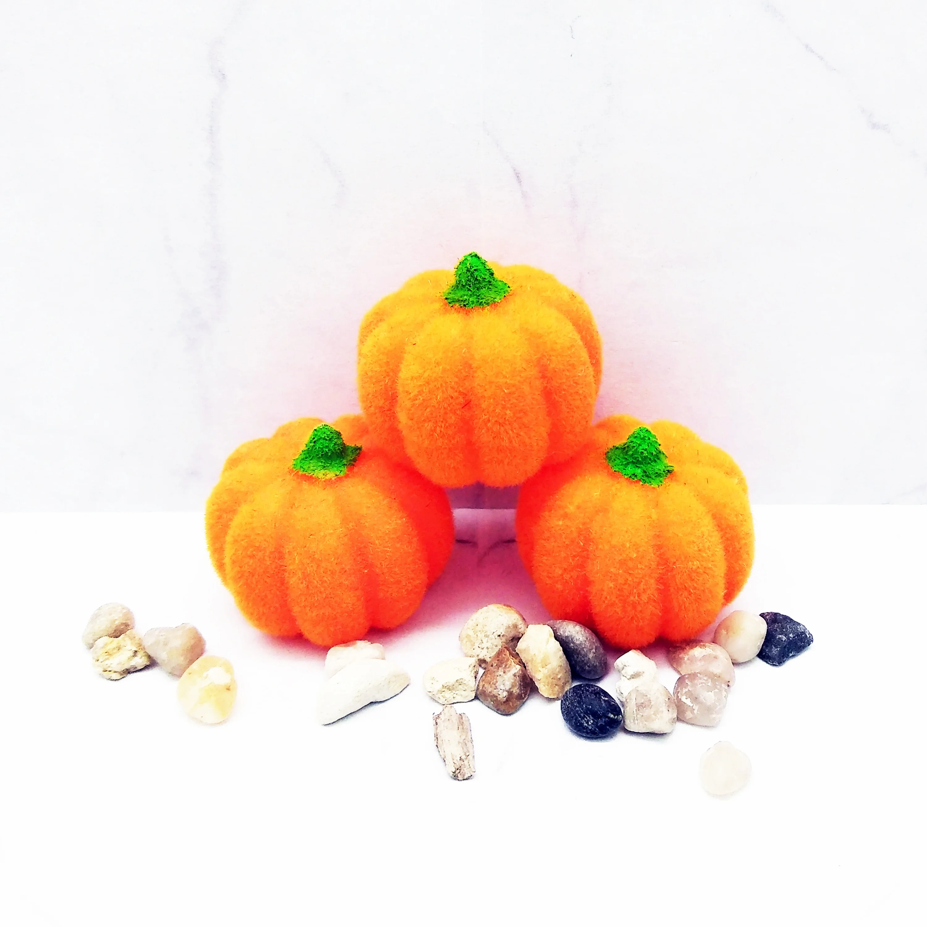 Miniature Flocking Pumpkin 1\