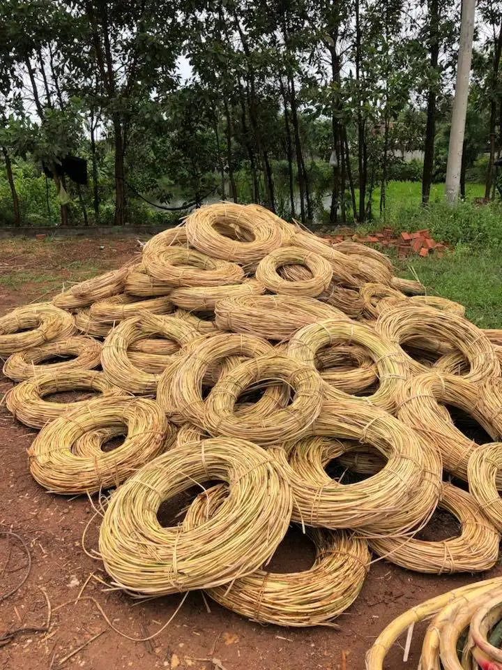 Vietnam Natural Malacca Rattan Canes / Rattan Poles Raw Material For