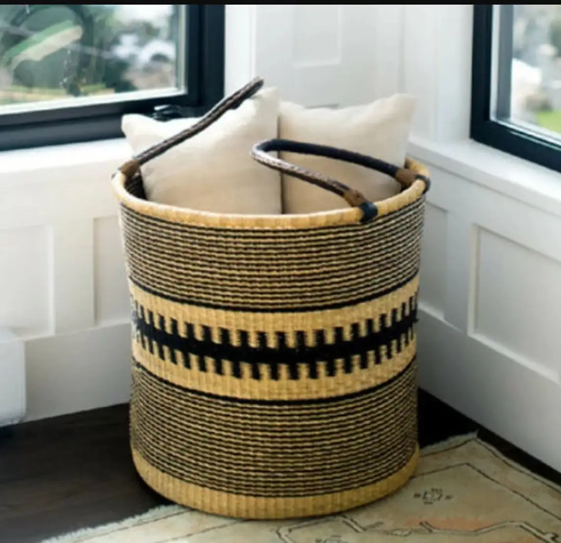 LOVELY Perfect High Quality Handmade Round Laundry Hamper Storage Basket Handwoven Wicker Bamboo Seagrass Basket Colorful Color