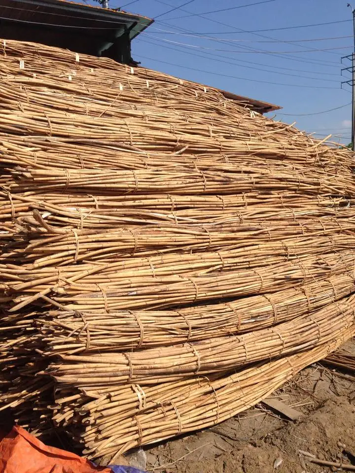Vietnam Natural Malacca Rattan Canes / Rattan Poles Raw Material For Rattan Furniture Buy