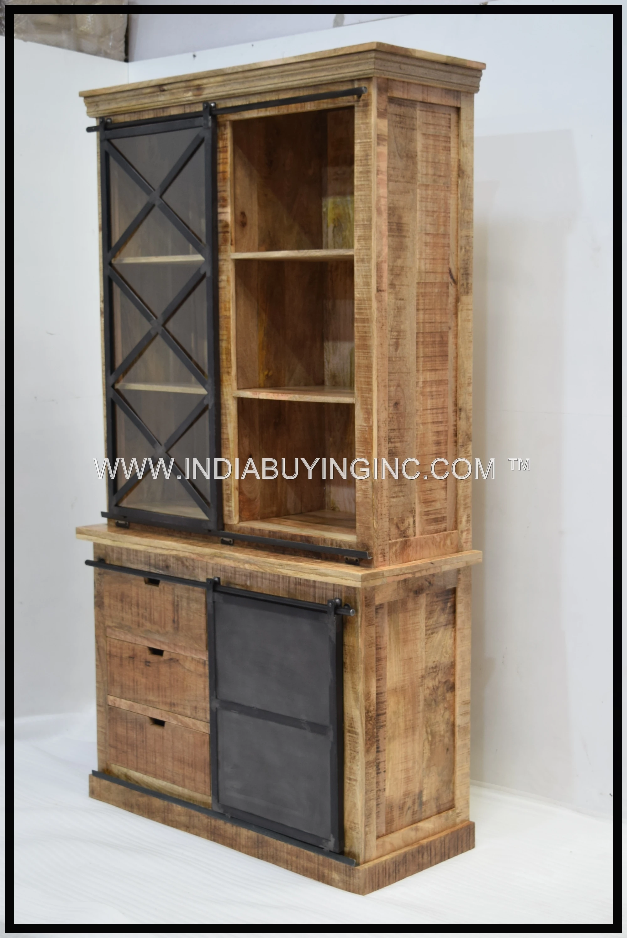 Хит продаж, шкаф для хранения стеклянных дверей из массива манго, изготовленный из высококачественного железа и дерева для дома и отеля