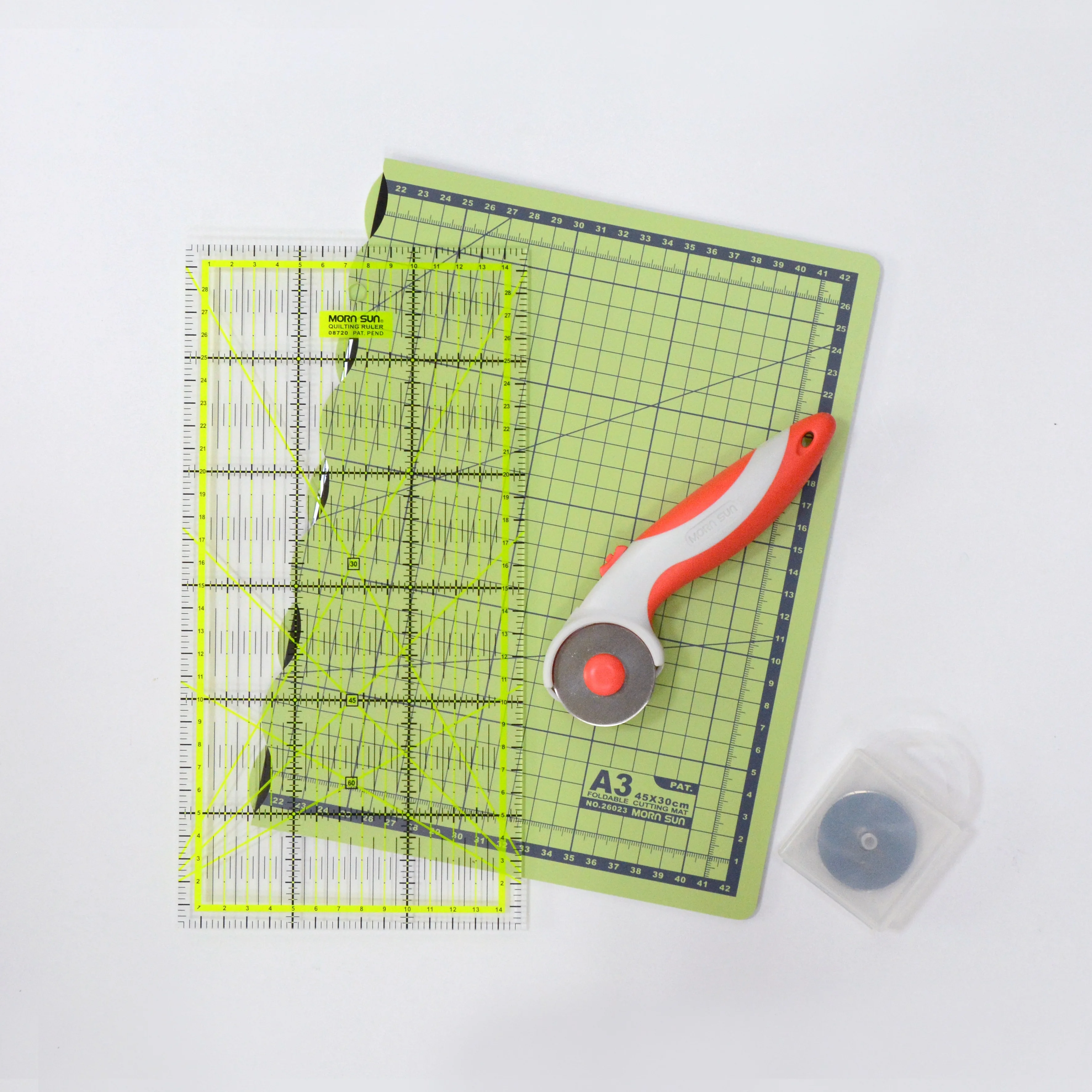 Foldable Cutting Mat AMAZON Wholesale Taiwan Patchwork 4pcs A3 DIY Set Sewing Kit Ruler Rotary Cutter Foldable Cutting Mat Kit For Quilting Craft