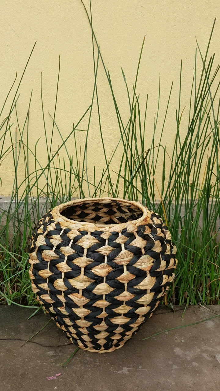 2024 Handmade Woven Straw Woven Basket Plant Pot Rattan Seagrass ...