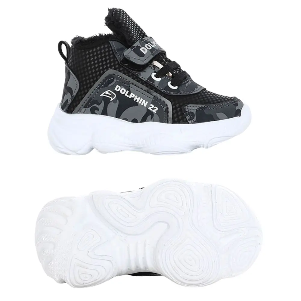 boys casual sneakers
