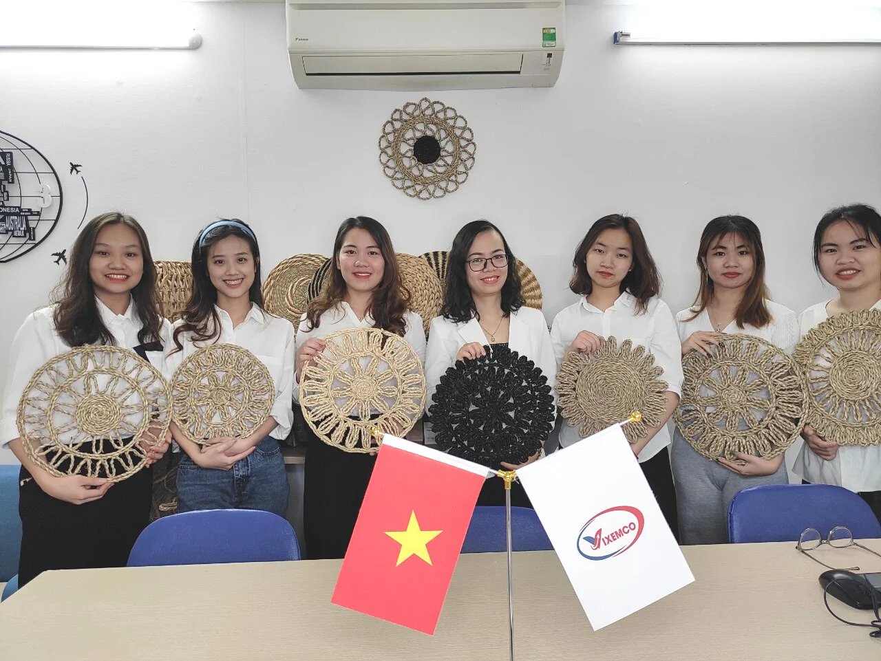 King Craft Viet Rattan Vintage Wicker Doll Furniture Miniatures