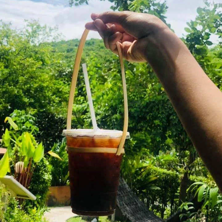 Высококачественный держатель для кофейной чашки на вынос из бамбукового материала-Whatsapp: +