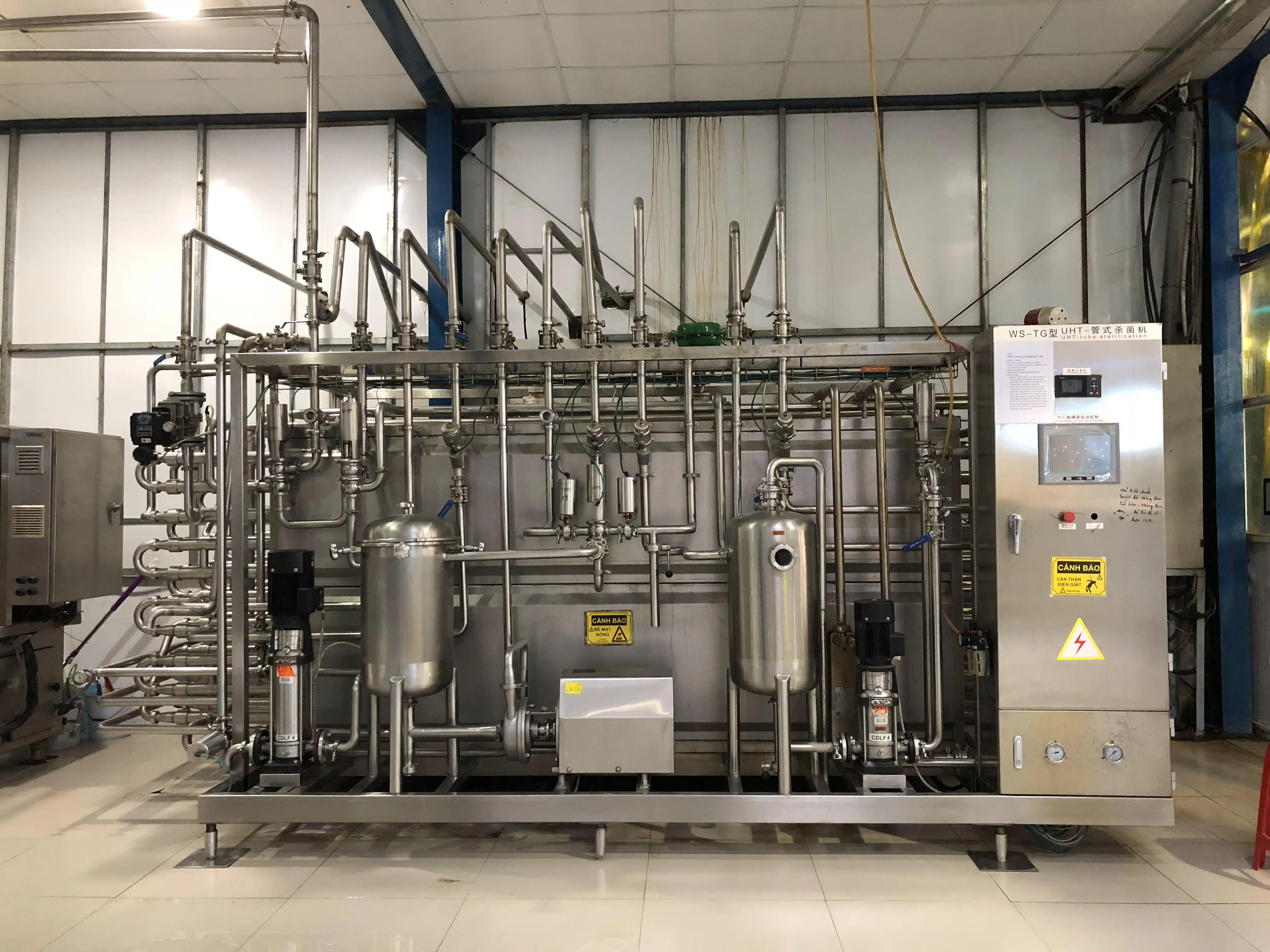 Напиток алоэ вера со вкусом винограда 1 л бутылка JOJONAVI оптом OEM ODM оптовая