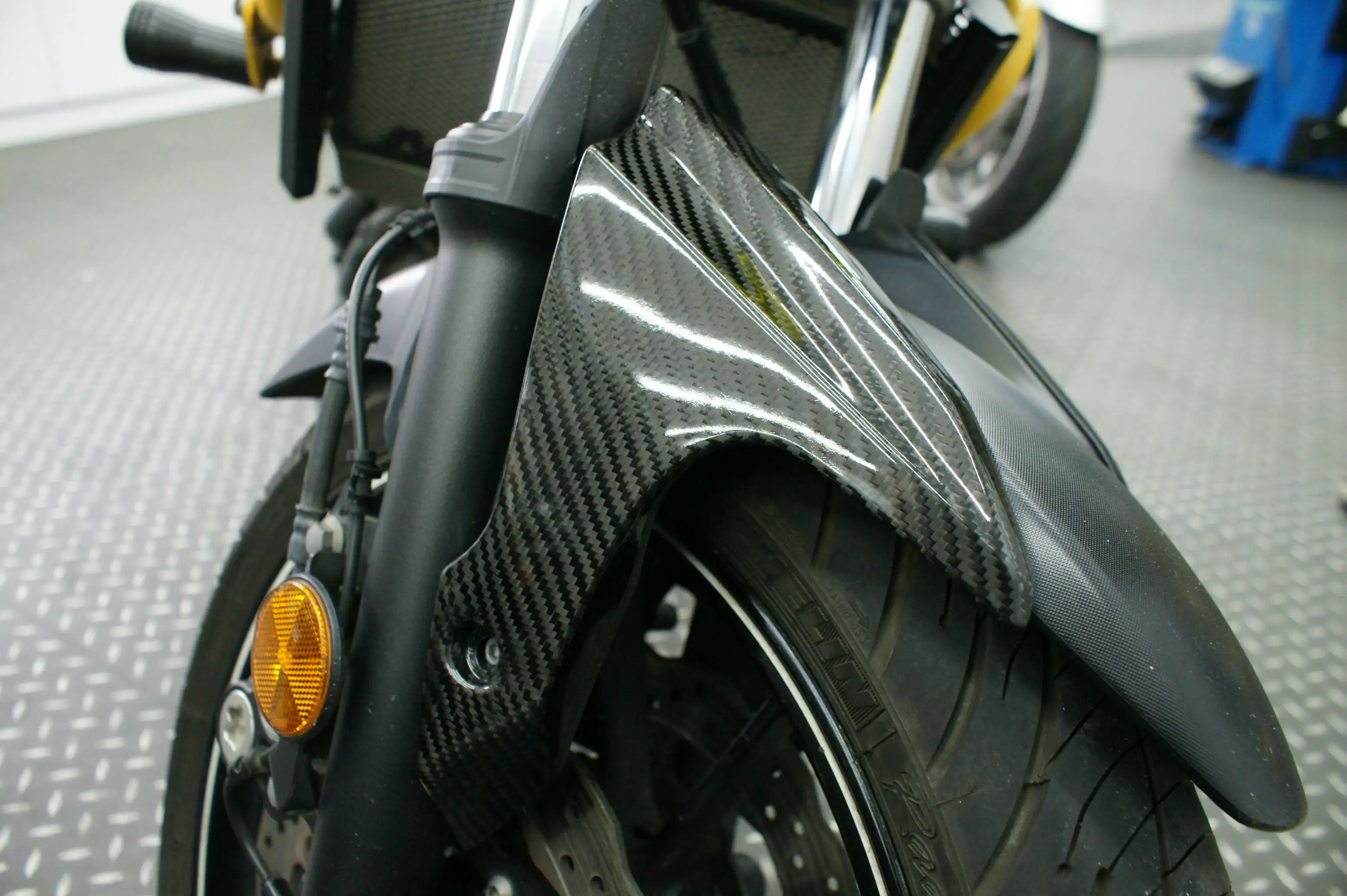 
 MOS углеродного волокна переднее крыло сбоку планки для мотоциклу Yamaha MT-07 / FZ-07 (2013-2017)  