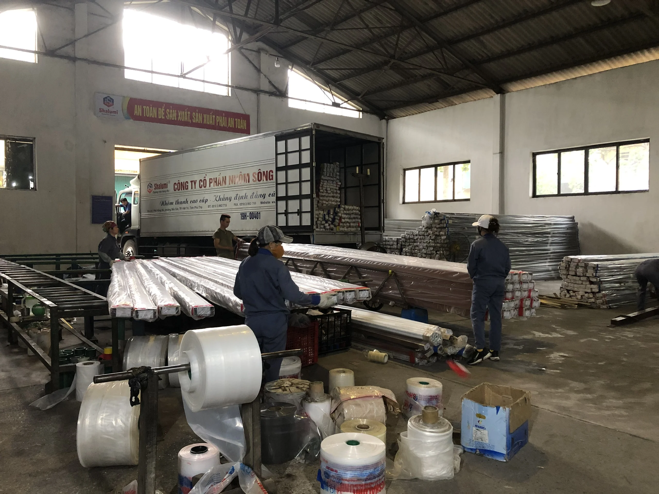 Shalumi High Quality Round Tube Aluminum Extrusion 6063t5 Aluminum