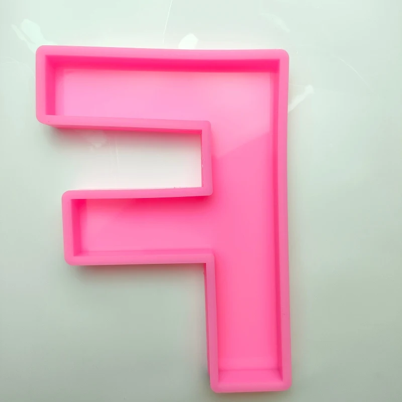F.jpg