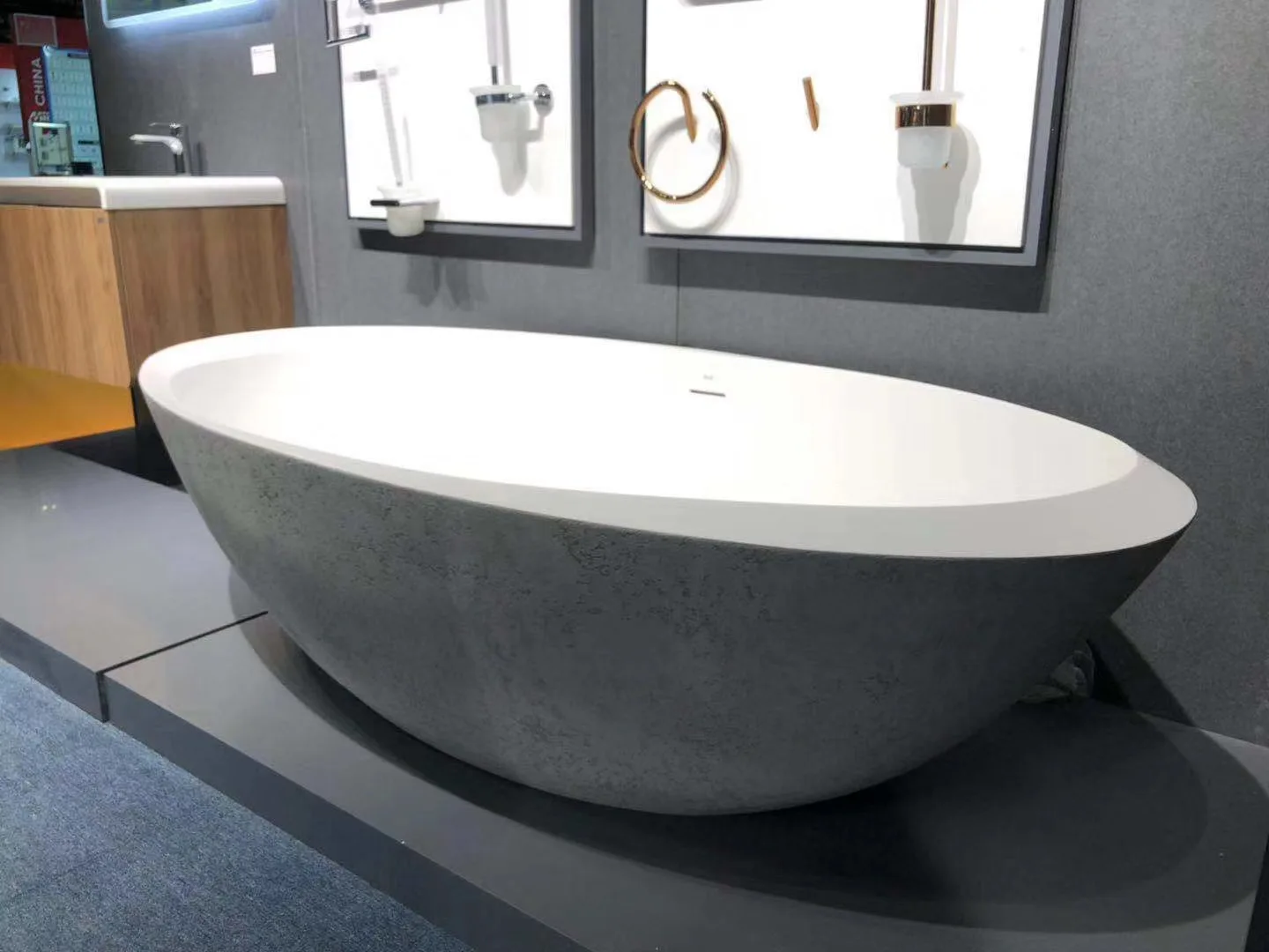 ORTONBATH Small Size Oval Modern Large Adult Bathroom Tub Solid