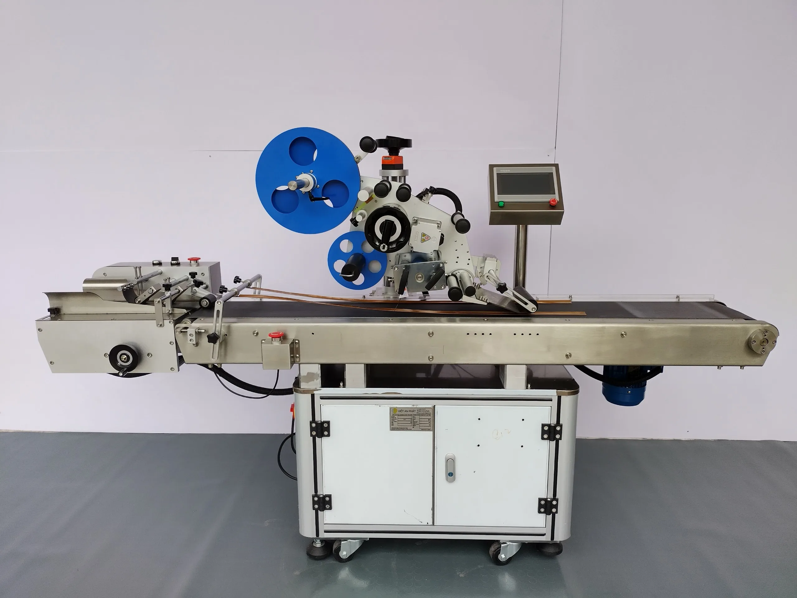 Good Price Machine Vap1101 Semiautomatic Flat Labeling Machine (up