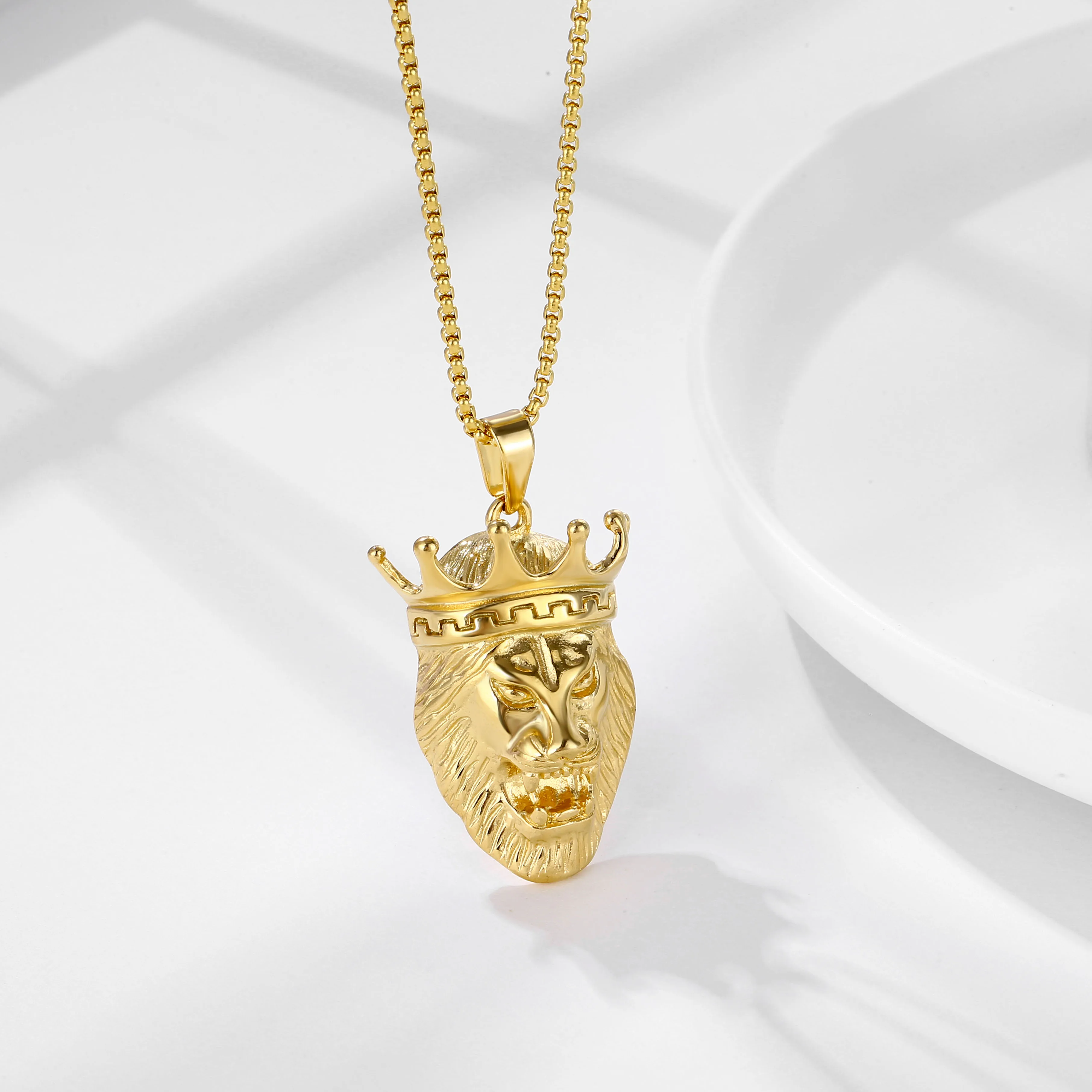 Cool Men Boy Lion King Necklace - Stainless Steel Rhinestones