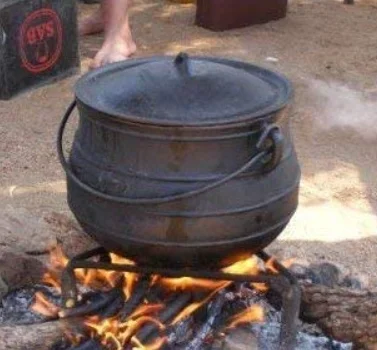 Campfire Cast Iron 8 Litre Potjie Pot 